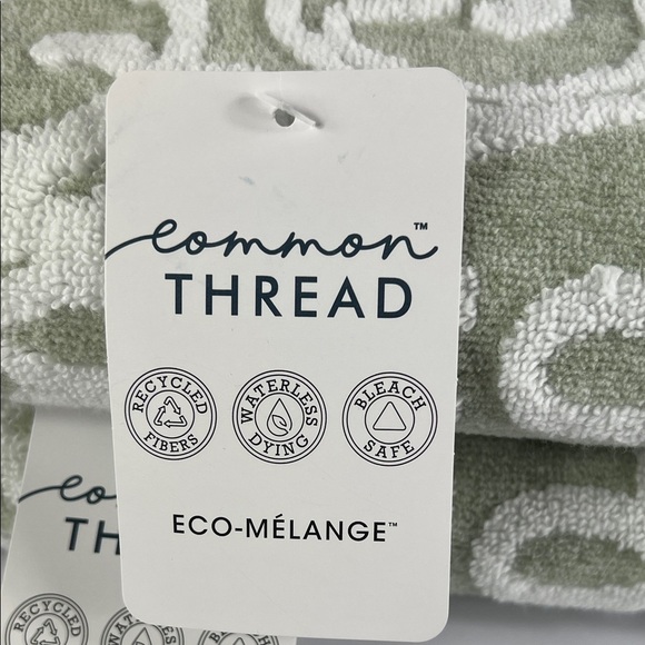 Common Thread Bath Towel Set Green White Scroll Jaquered Damask Cotton 2 Pc - Picture 2 of 7
